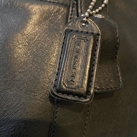 🖤Coach Leather🖤 - Picture 3 of 15